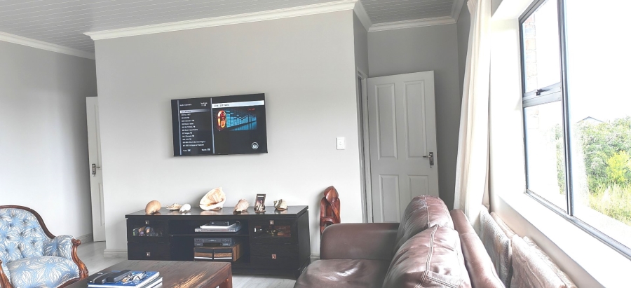 4 Bedroom Property for Sale in Dana Bay Western Cape